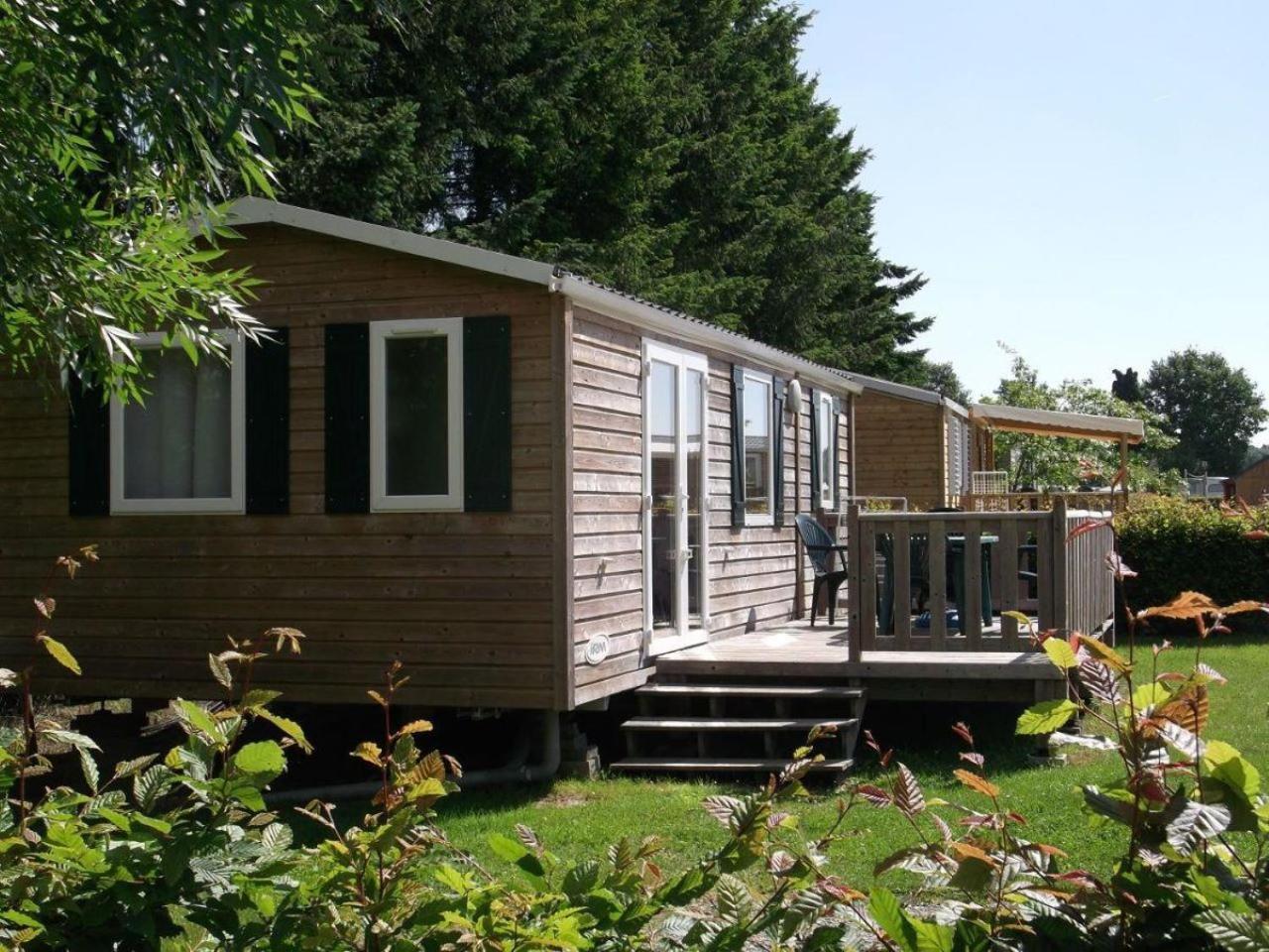 Camping de la Forêt Seasonova Sillé-le-Guillaume Exterior foto